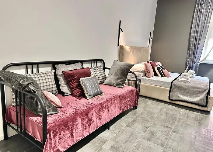 Konukevi Xcross Garbatella 3*