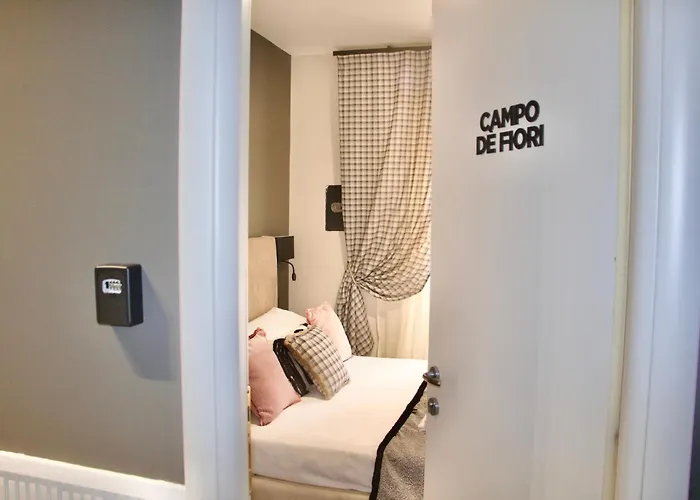 Xcross Garbatella Konukevi