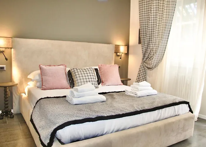 Konukevi Xcross Garbatella 3*