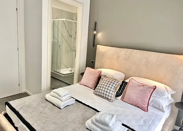 Xcross Garbatella Konukevi