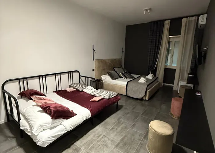 Konukevi Xcross Garbatella 3*